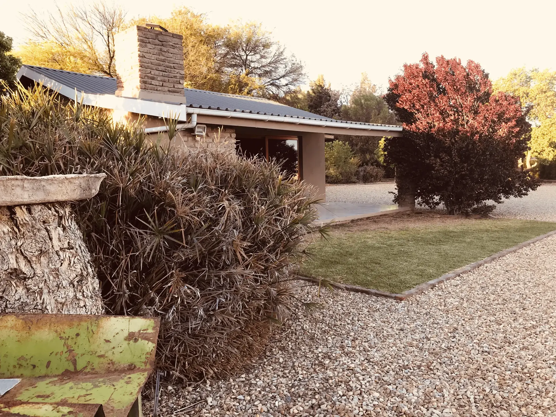 Self-catering unit exterior at Tarantula Guesthouse